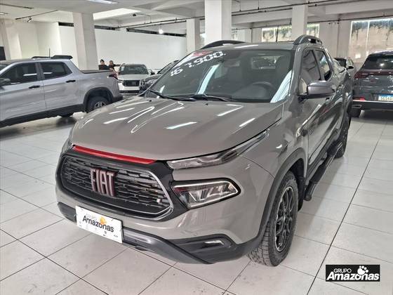 FIAT TORO 2.0 16V TURBO DIESEL ULTRA 4WD AT9 FIAT TORO 2.0 16V TURBO DIESEL ULTRA 4WD AT9